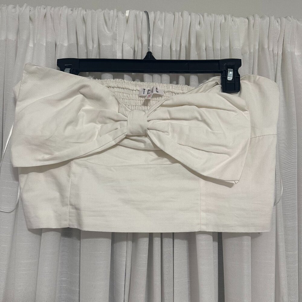 TCEC Strapless Bow Crop Top in White